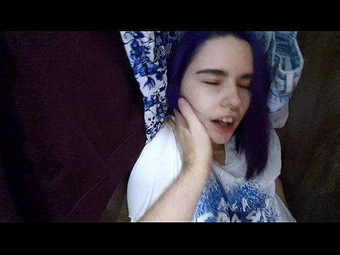 ❤️ Hittade min syster i garderoben och hjälpte henne att komma ❤️❌ Sex at porn sv.freepornhdonlinegay.ru ☑